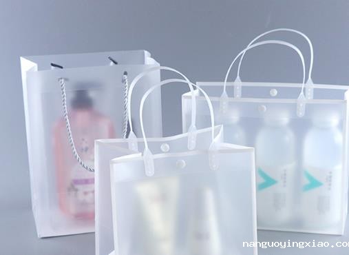 手提袋制作厂家联系电话,pvc手提袋是什么材质